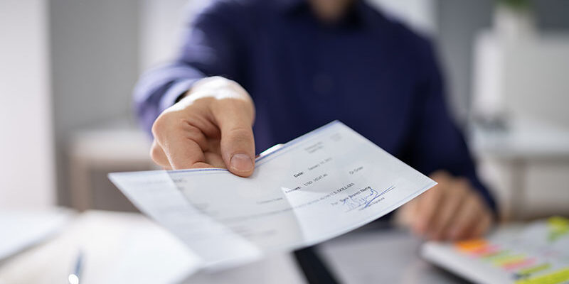 Cheque scam – Al Rowaad Advocates lawyer defends an accused Cheque scam – Al Rowaad Advocates lawyer defends an accused